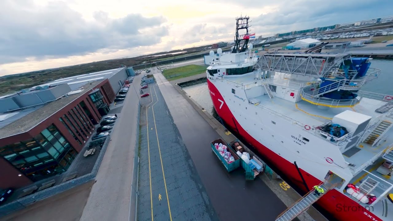 FPV-flythrough door Strohm Factory in IJmuiden